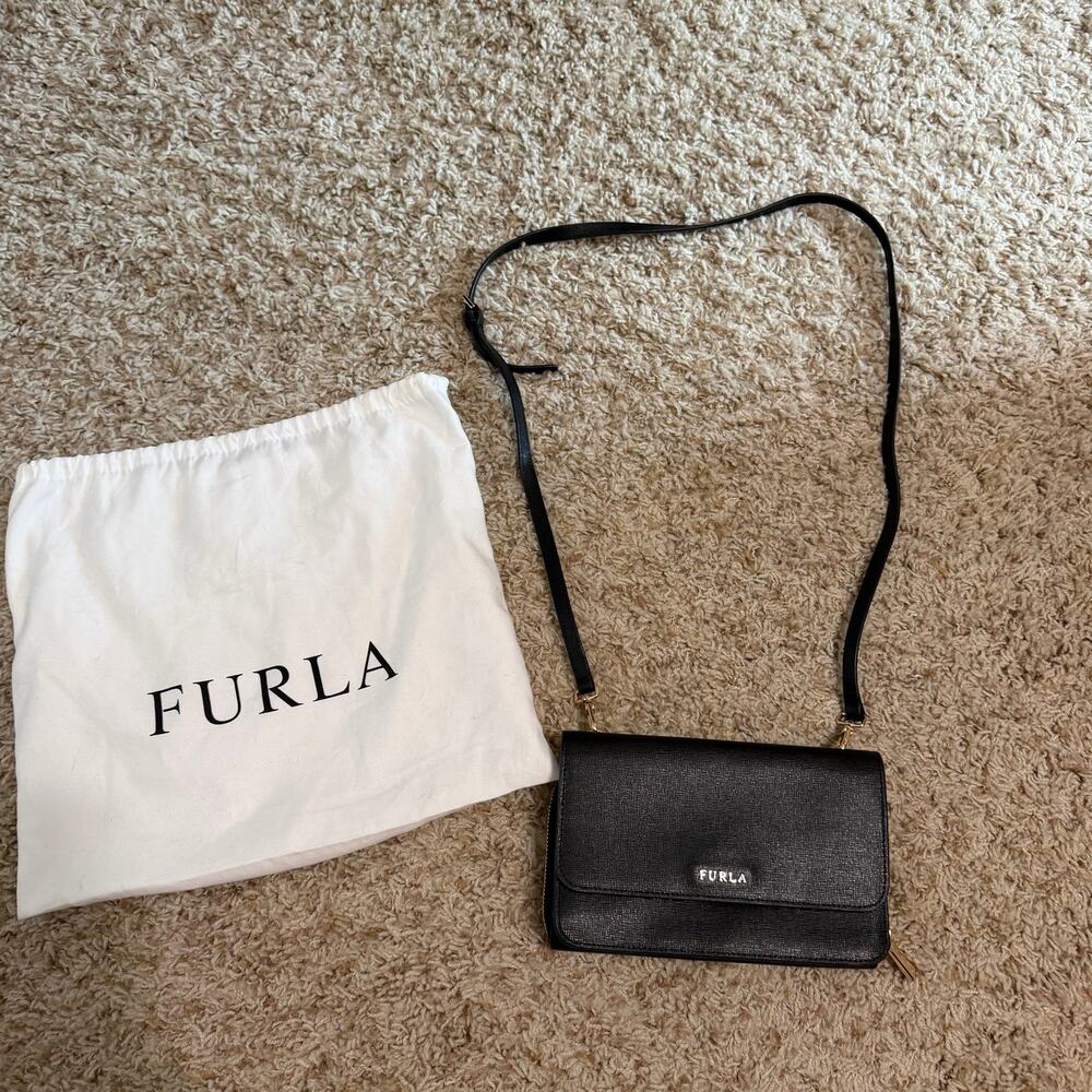 Furla Black Textured Leather Crossbody Wallet Bag